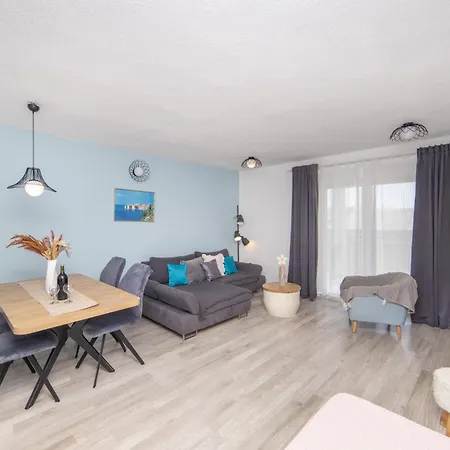 Ferdo Apartment *