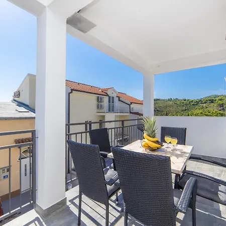 Apartment Ferdo Zivogosce
