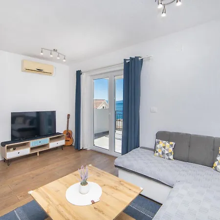 Ferdo Apartment