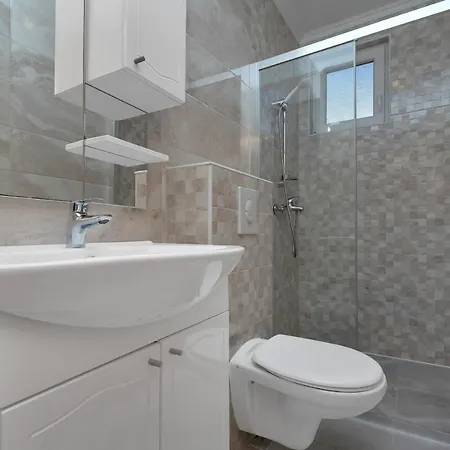 Apartamento Ferdo Živogošće